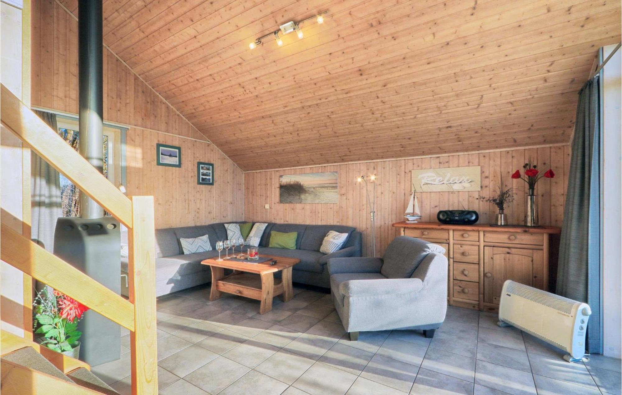 Cozy Home In Rechlin With Wifi Εξωτερικό φωτογραφία