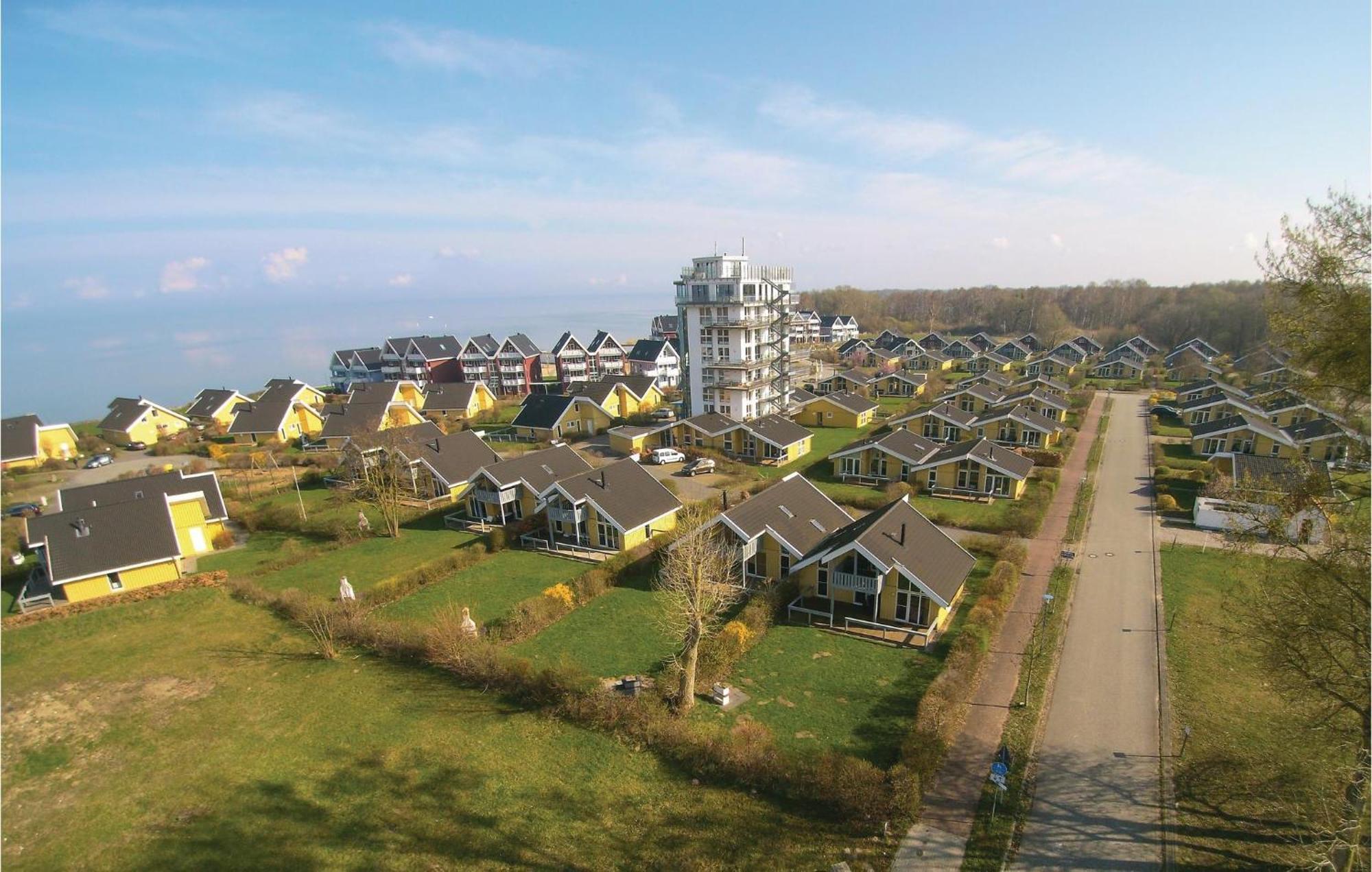 Cozy Home In Rechlin With Wifi Εξωτερικό φωτογραφία
