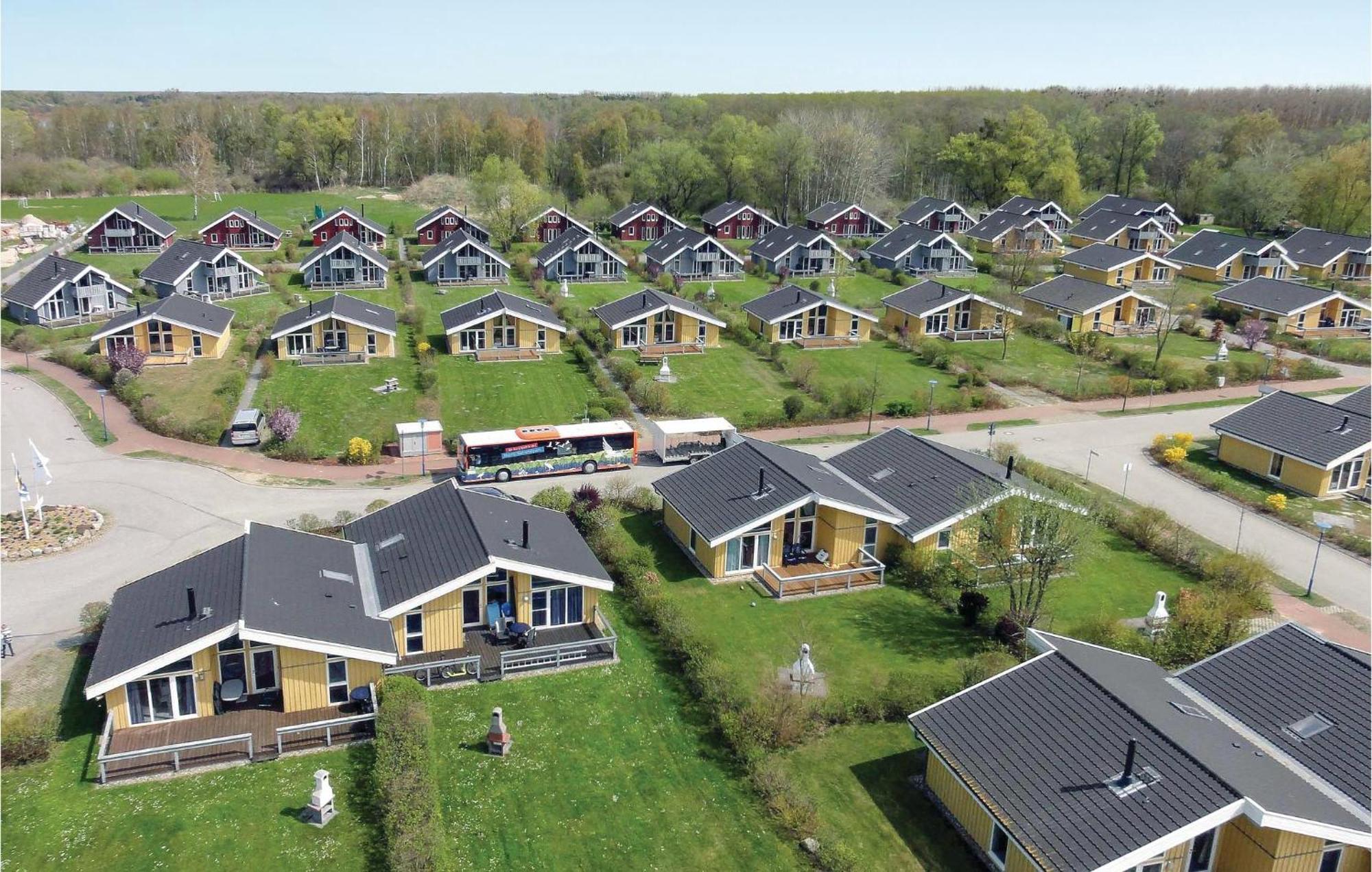 Cozy Home In Rechlin With Wifi Εξωτερικό φωτογραφία